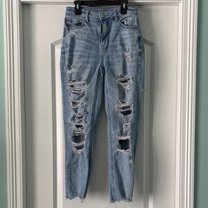 American Eagle Outfitters Light Blue Distressed Boyfriend Jeans